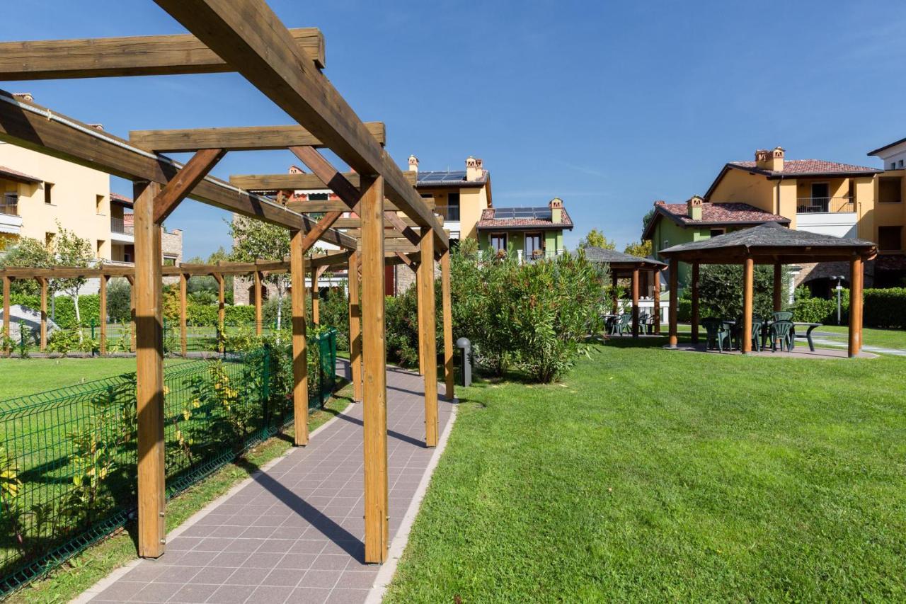 Appartamento Essenza Sirmione Exterior photo